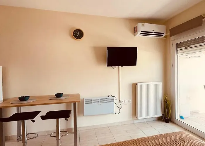 Cozy Apartment Of Chalkida