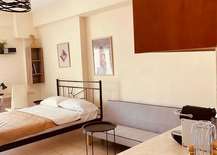Cozy Apartment Of Chalkida